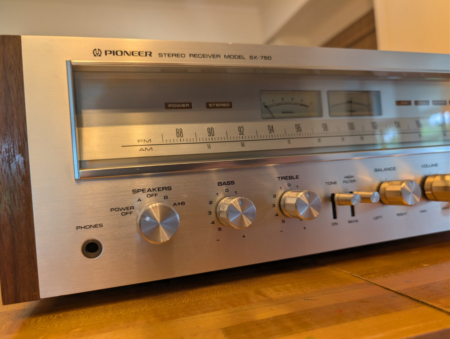 Pioneer SX-750 with Custom Case